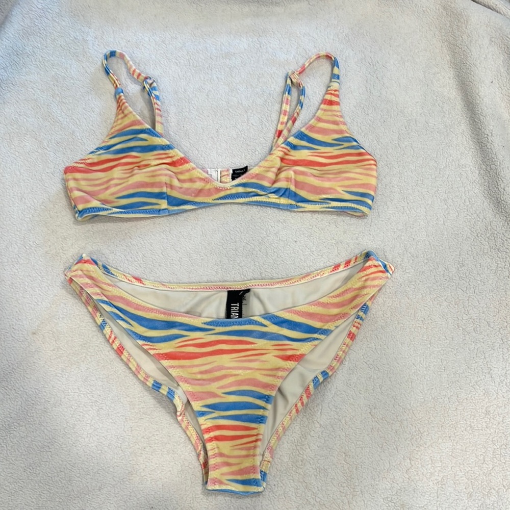 Triangl zebra print small + top and small  coverage bottom